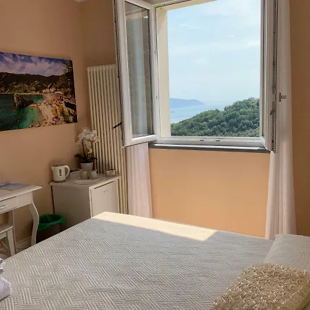 منزل ريفي La Pietra 1 E La Pietra 2 لا سبيتسْيا