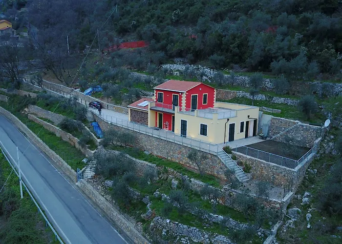 La Pietra 1 E La Pietra 2 * La Spezia