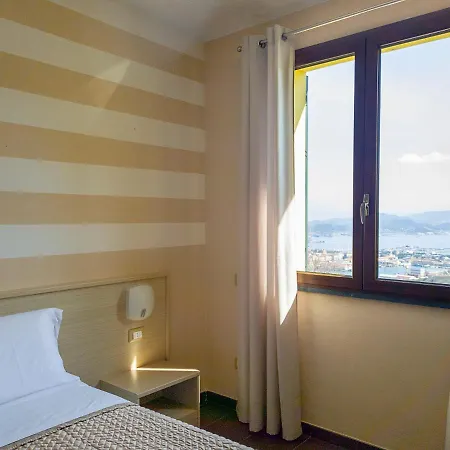 La Pietra 1 E La Pietra 2