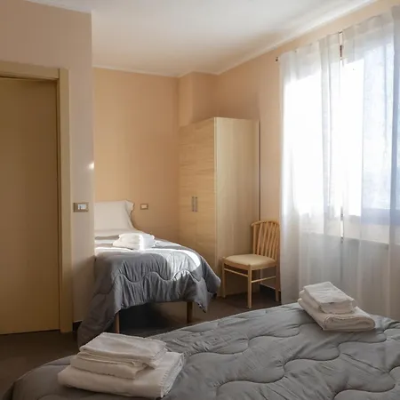 La Pietra 1 E La Pietra 2 * La Spezia