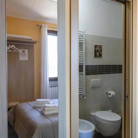 La Pietra 1 E La Pietra 2 * La Spezia