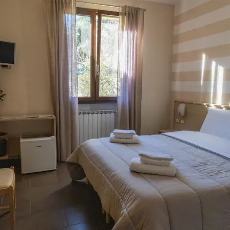 La Pietra 1 E La Pietra 2 בית כפרי *