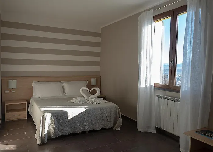 La Pietra 1 E La Pietra 2 * La Spezia