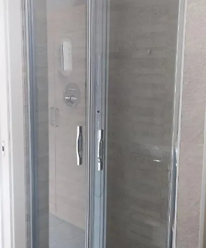 منزل ريفي La Pietra 1 E La Pietra 2 *