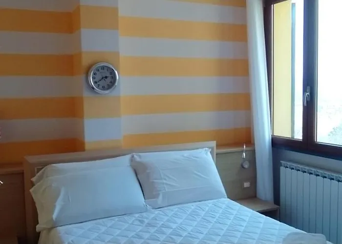 La Pietra 1 E La Pietra 2 *