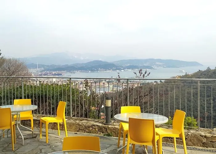 La Pietra 1 E La Pietra 2 لا سبيتسْيا