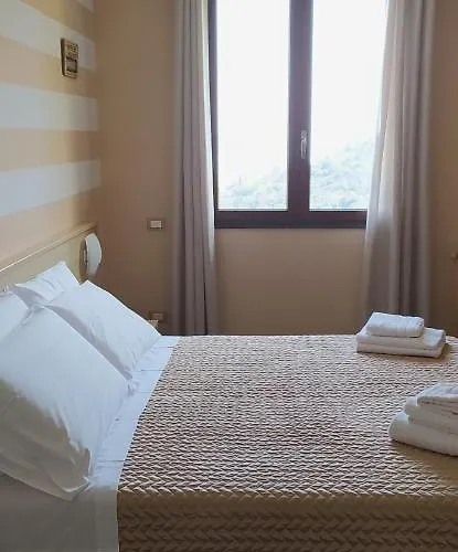 La Pietra 1 E La Pietra 2 Landhaus
