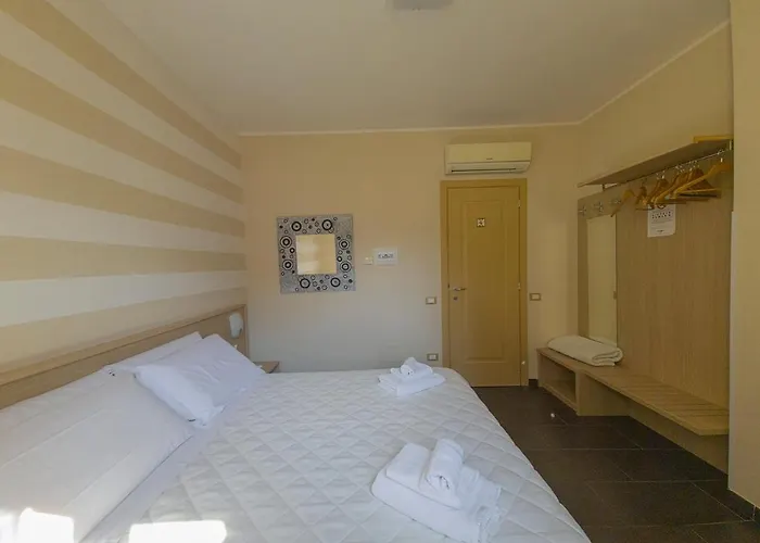 Gospodarstwo wiejskie La Pietra 1 E La Pietra 2 La Spezia