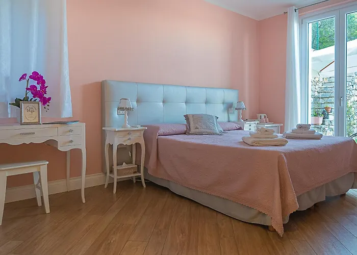 La Pietra 1 E La Pietra 2 *