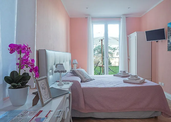 منزل ريفي La Pietra 1 E La Pietra 2 لا سبيتسْيا