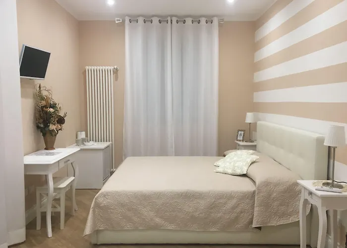 منزل ريفي La Pietra 1 E La Pietra 2 *