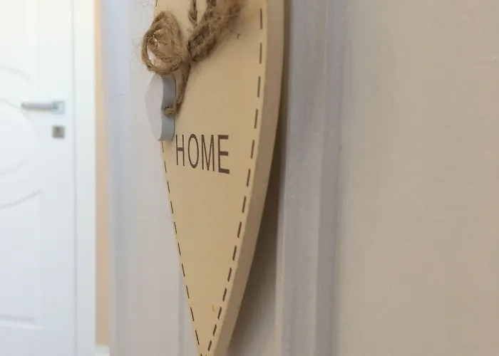 منزل ريفي La Pietra 1 E La Pietra 2 *