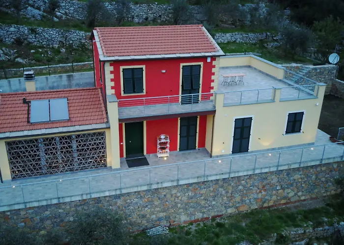 منزل ريفي La Pietra 1 E La Pietra 2 *