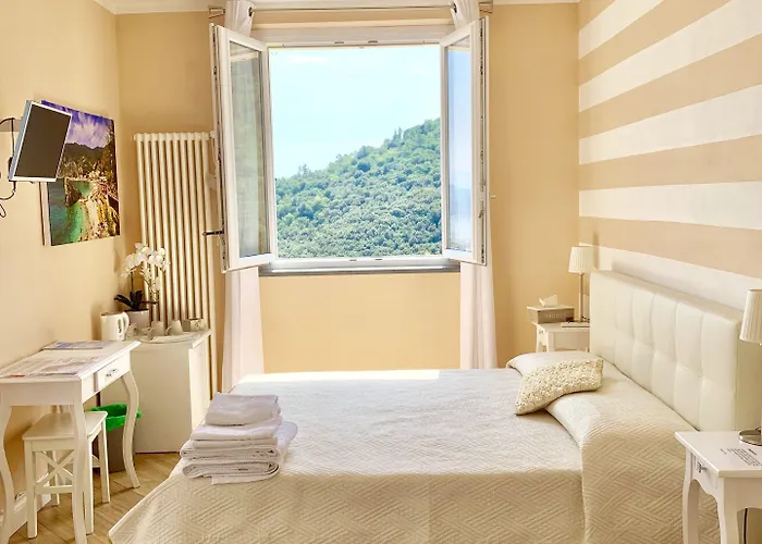 منزل ريفي La Pietra 1 E La Pietra 2 *