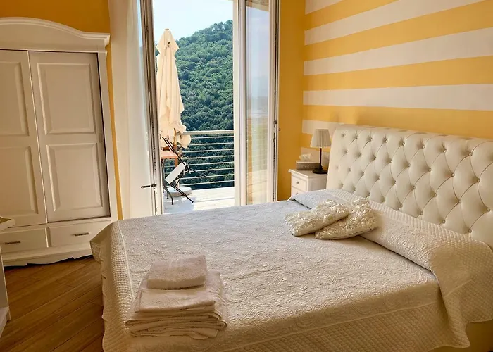 منزل ريفي La Pietra 1 E La Pietra 2